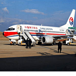 九江庐山空运航空快运业稳步发展的原因是什么？